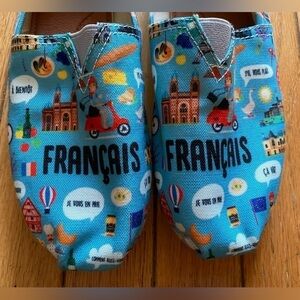 🌷🌷3/$15 Français Graphic Canvas Flat 8